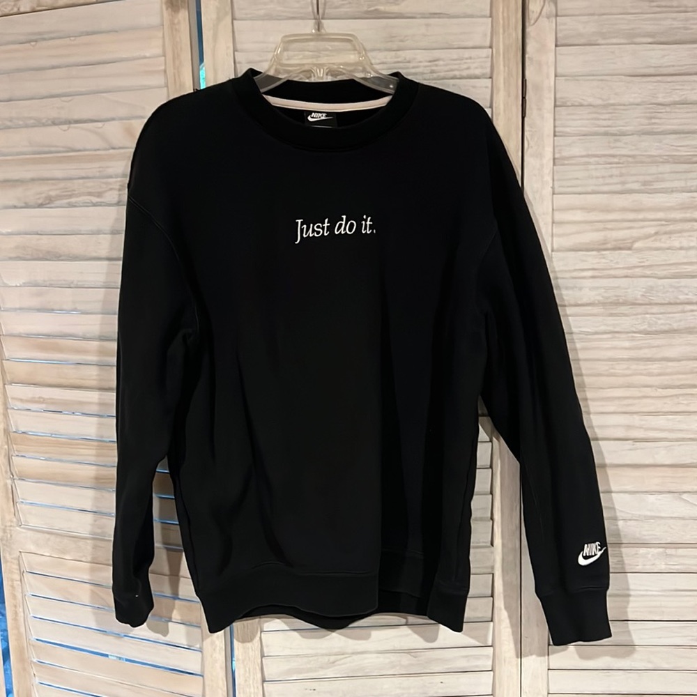 Nike black sweatshirt medium